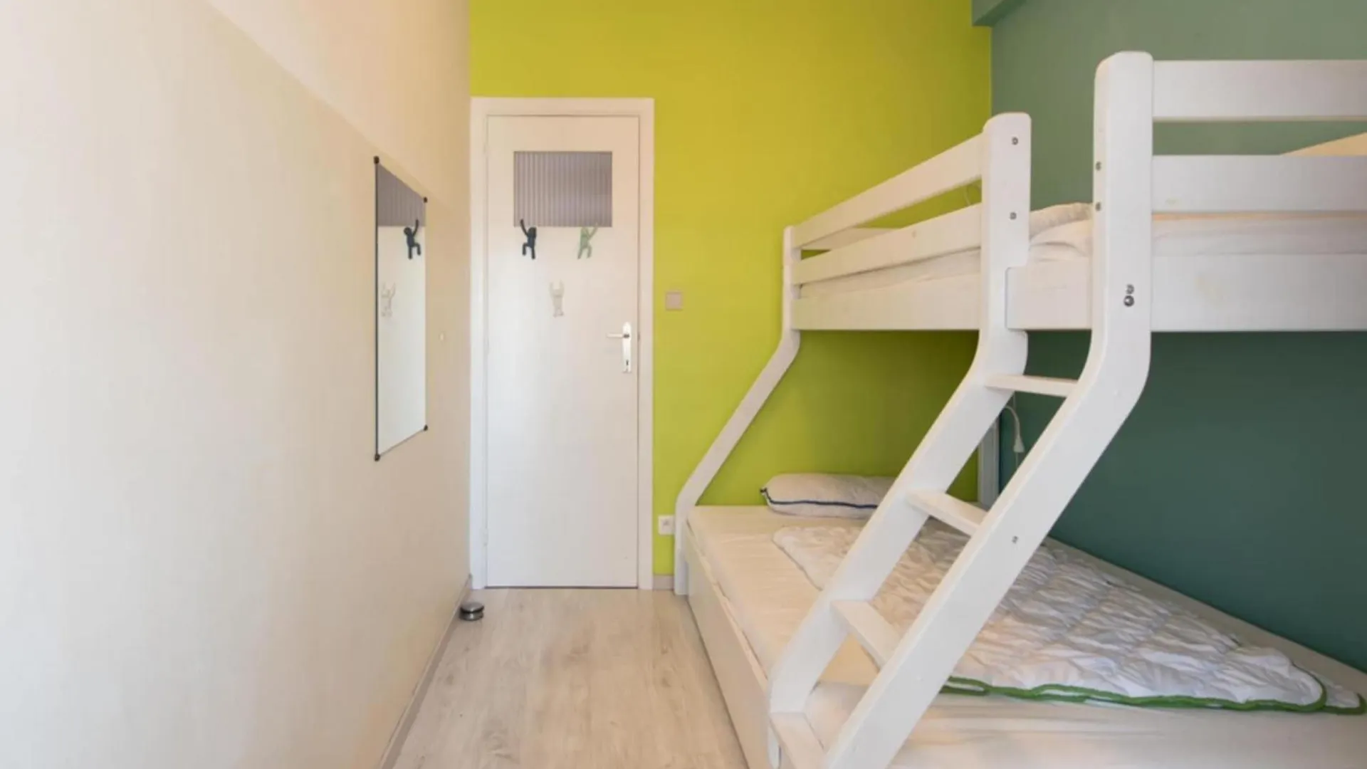 Lush Apartment With View Ostende